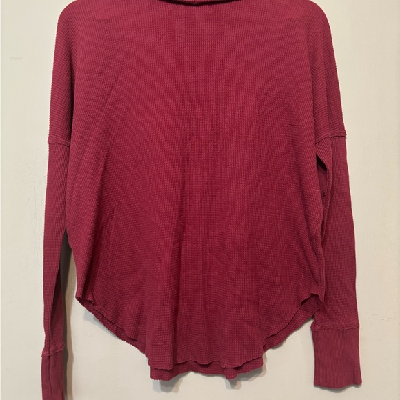 TNA ARITZIA Thermal Waffle Knit Burgundy Cowl Neck Top - Picture 6 of 10